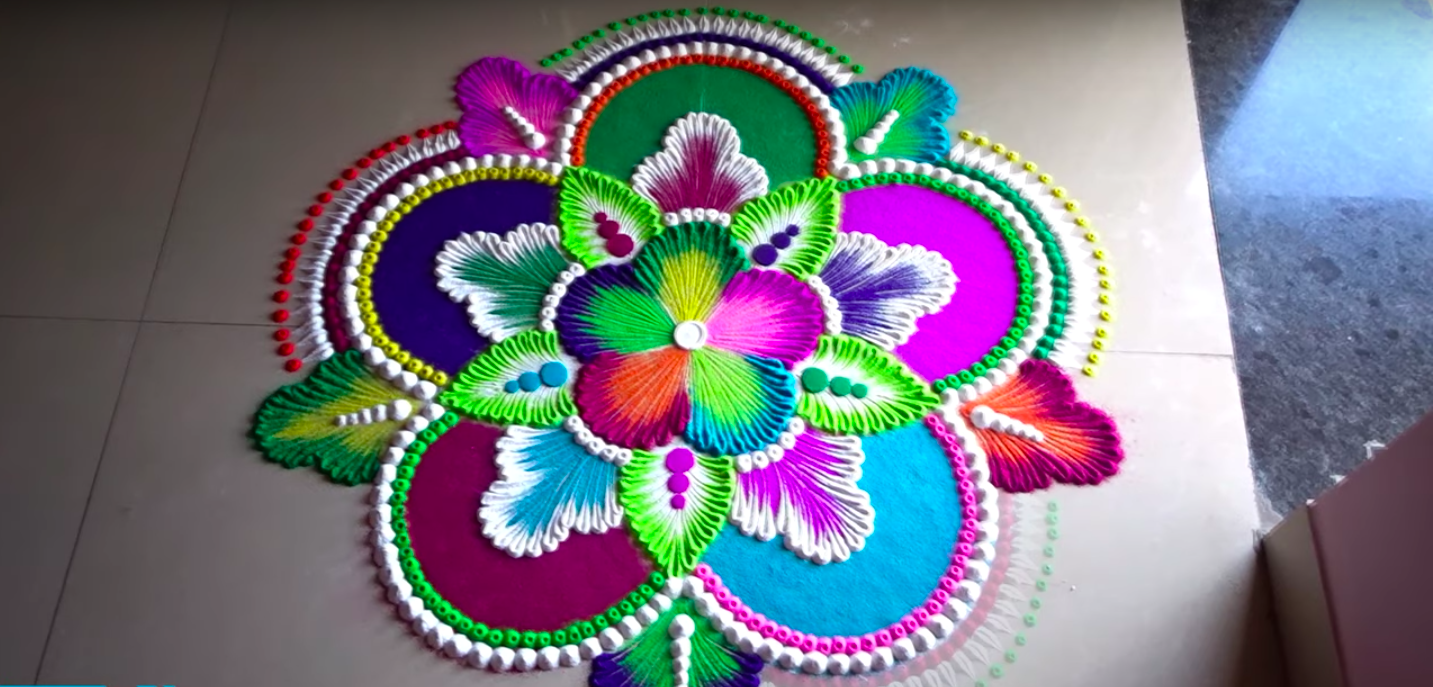 6 Easy Rangoli Designs To Brighten Up Your House This Diwali!