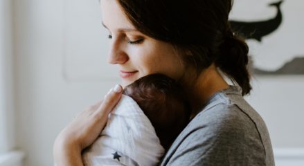 Becoming a New Mom: How to Embrace Motherhood and Stay Calm During This Period